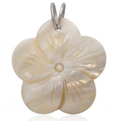 Wisiorek z masy perłowej...